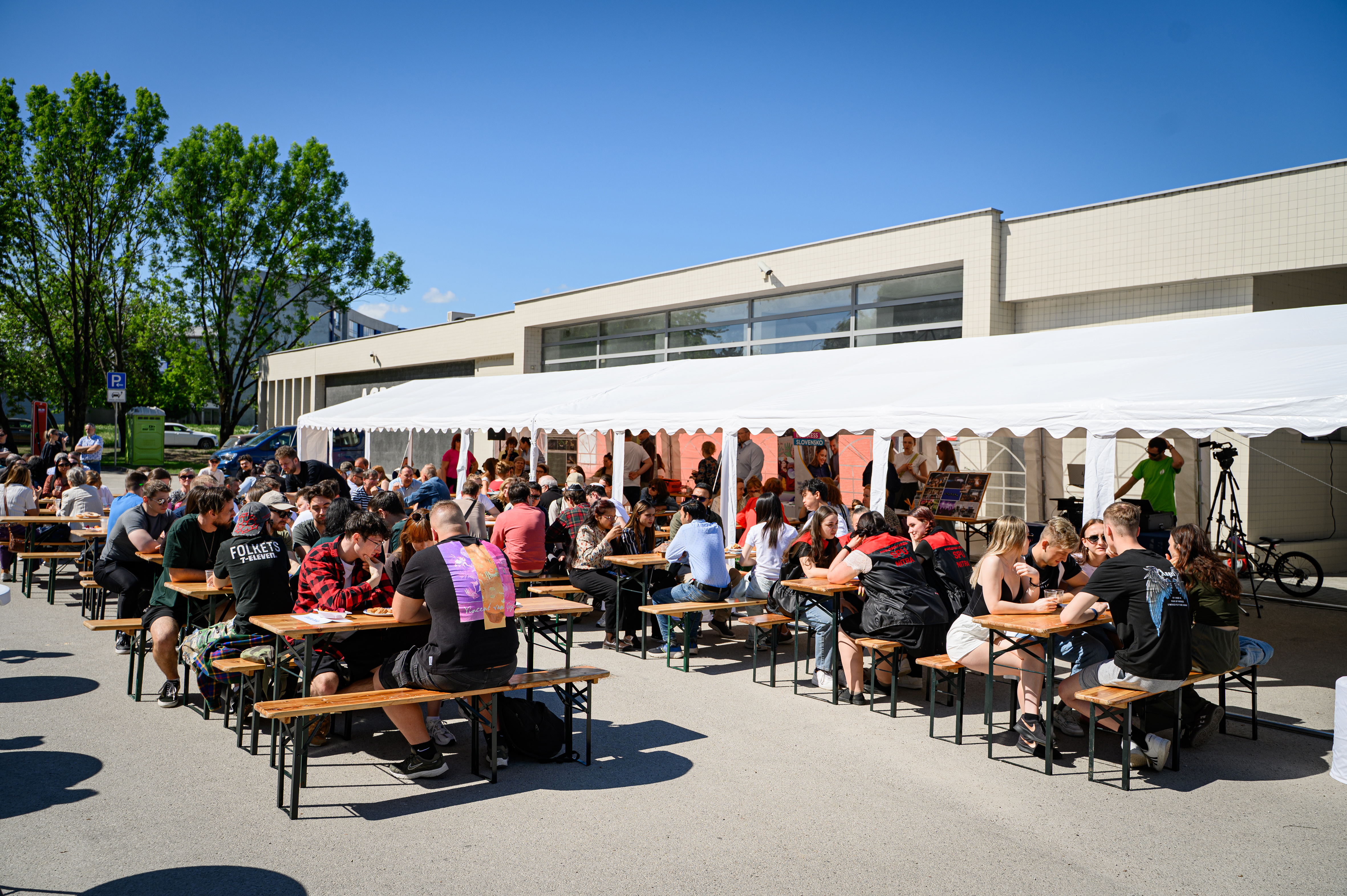 Stavanie maja_26-123.jpg